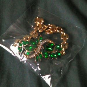 🌟Buy2Get1Free🌟 Green and Gold Bracelet